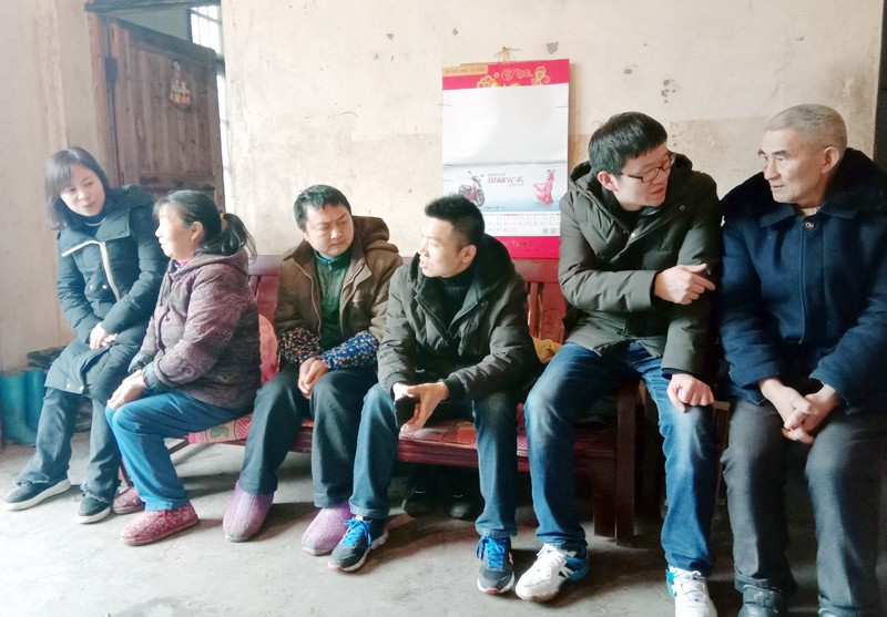 340分廠走訪扶貧對象