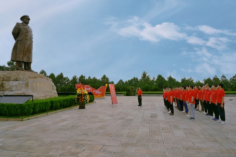 【學思想 強黨性 重實踐 建新功】錚錚誓言踐初心 緬懷先輩鑄忠魂