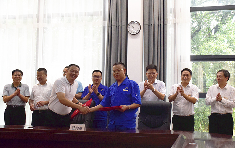 市政府“牽線(xiàn)搭橋” 衡鋼與湖南紅光物流達(dá)成戰(zhàn)略合作