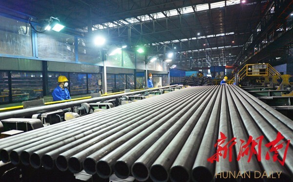 《新湖南客戶端》風電吊裝“大國重器”上新!衡鋼再成“力量擔當”